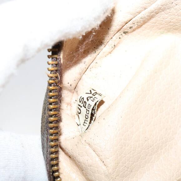 LOUIS VUITTON Monogram Trousse Toilette 28 Clutch Bag M47522 - Picture 9 of 16